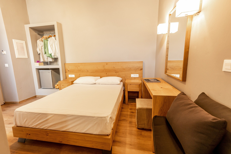 Bedroom 3, Esperance 2, South Aegean