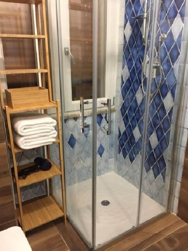 Bathroom 4, La Casa di Alice, Salerno
