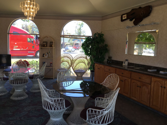 Others 4, Applegate Inn, Merced