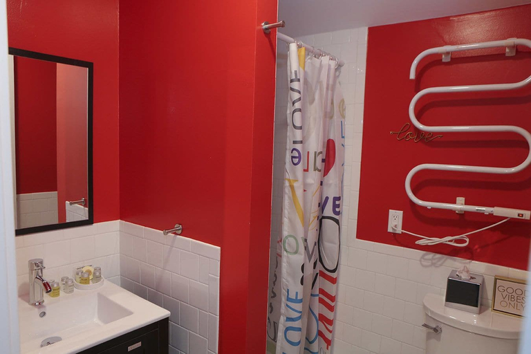 Bathroom 3, The ART INN Seattle, Seattle