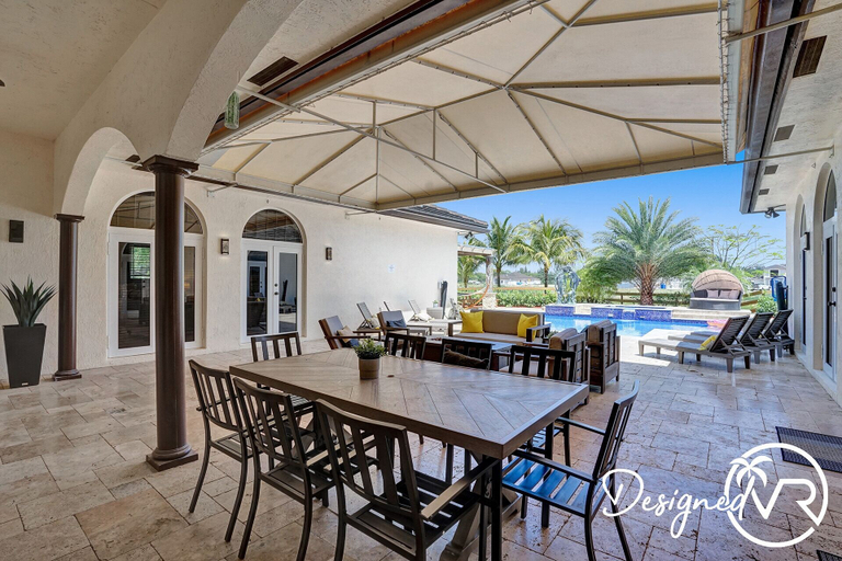 Food & Drinks 5, 8-BR with Pool & Mini-golf & Soccer, Broward