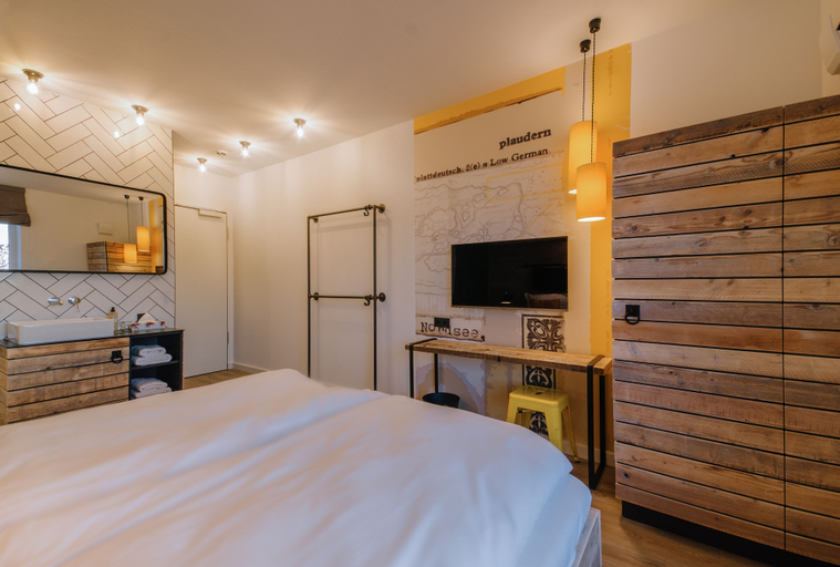 Bedroom 4, Hotel Landhafen, Nordfriesland