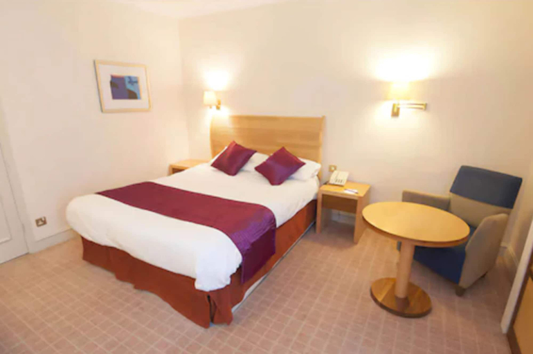 Bedroom 3, The Roebuck Inn, Hertfordshire