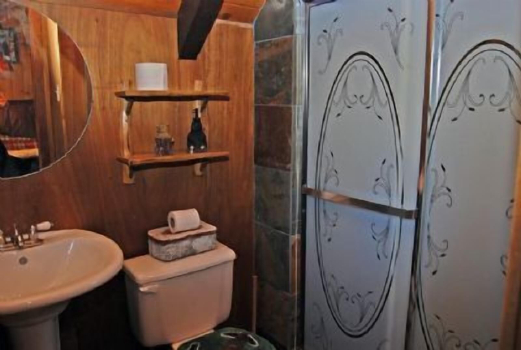 Bathroom 3, Chambers Retreat, Placer