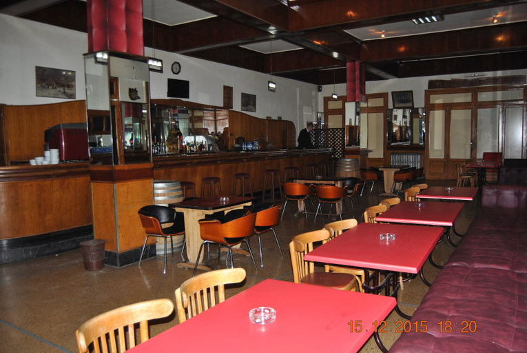 Food & Drinks 5, Le Chamonix, Ifrane