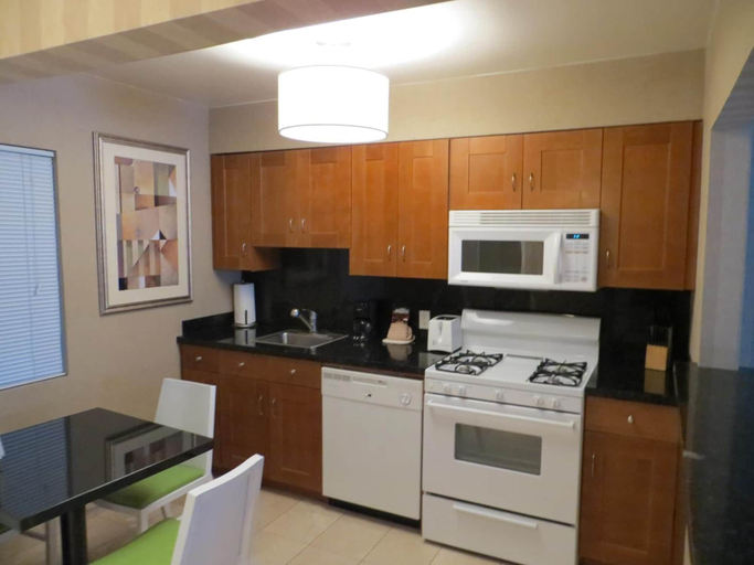 Others 5, 7 Springs Inn & Suites, Riverside