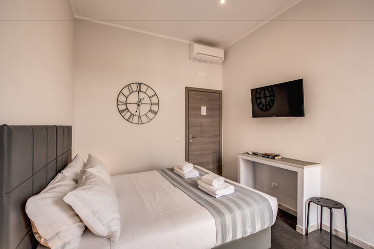 Bedroom 4, Floor 6 Boutique Rooms by DOT Suites, Roma