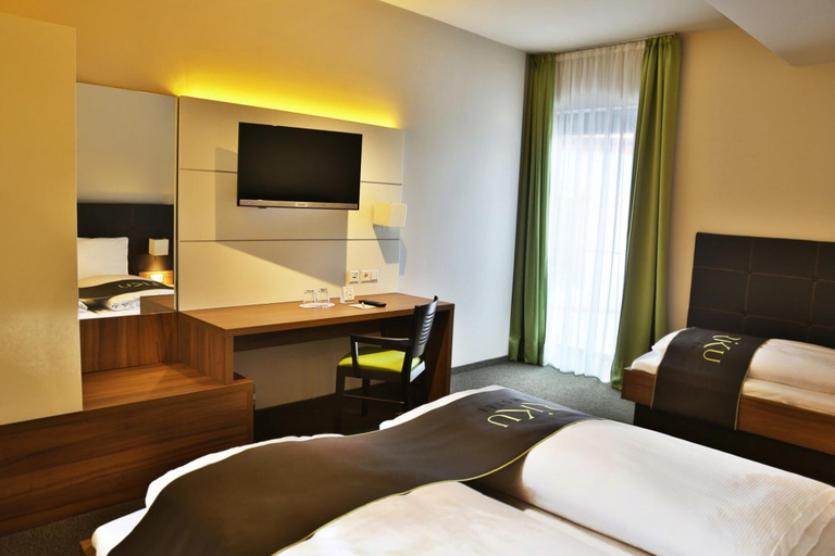 Bedroom 3, RiKu HOTEL Weissenhorn, Neu-Ulm