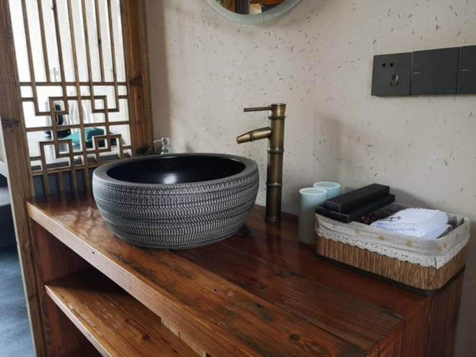 Bathroom 3, Huang'shan Shuimodongli Boutique Inn, Huangshan