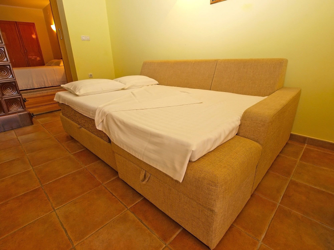 Bedroom 2, Apartment 389, Pula