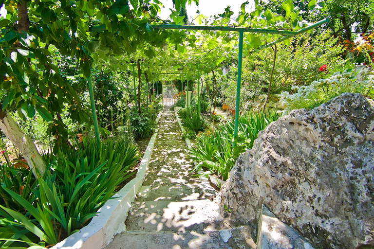 Others 5, Villa Sequoia, Varna