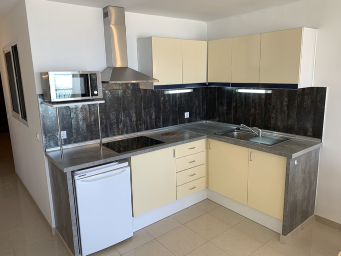 Others 3, Apartamento Inmobahia - BI - 94, Girona