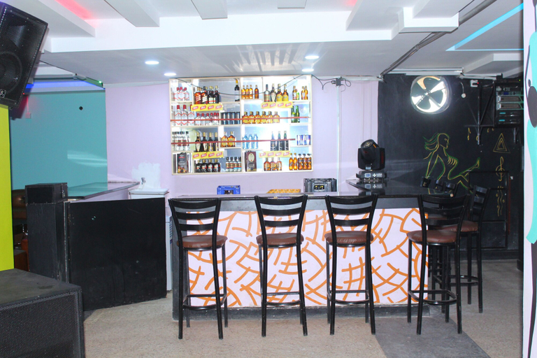 Food & Drinks 5, Airland Hotel, Kisoro