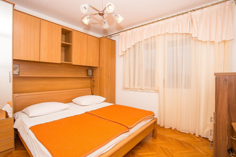 Bedroom 3, Apartments and Rooms Mlacović, Lopar/Supetarska Draga