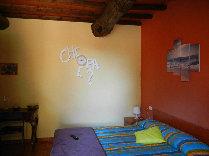 Bedroom 3, Azienda Agrituristica Le Betulle, Livorno
