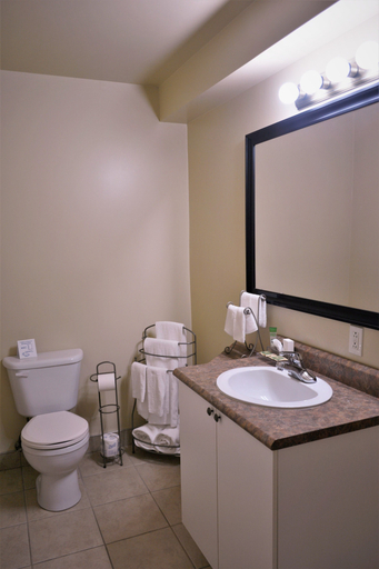 Bathroom 4, Motel Quatre Saisons, La Haute-Côte-Nord