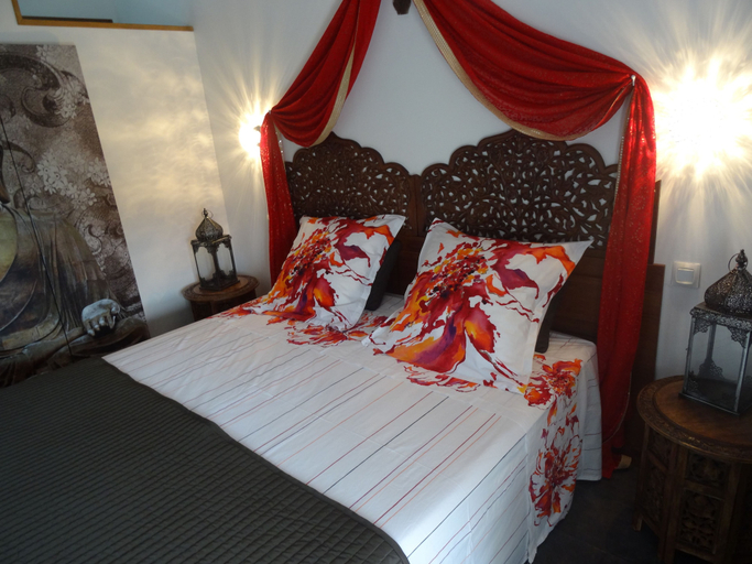 Bedroom 3, La Fontenelle chambres d'hôtes, Charente