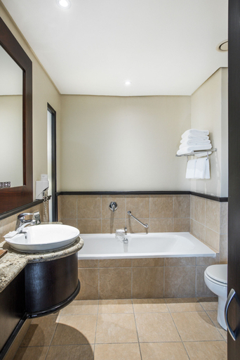 Bathroom 5, Premier Hotel Cape Town, City of Cape Town