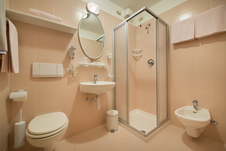 Bathroom 5, Garnì Oasi, Sondrio