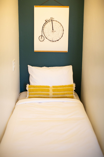 Bedroom 3, Spoke and Vine Motel, Mesa