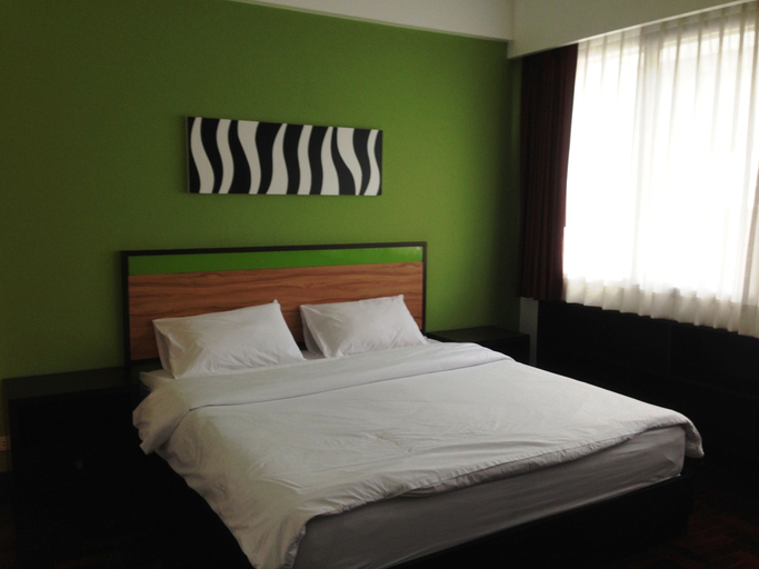 Bedroom 4, PT Court, Ratchathewi