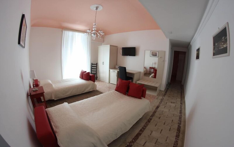 Bedroom 2, Gualtiero Camere & Suite, Catania
