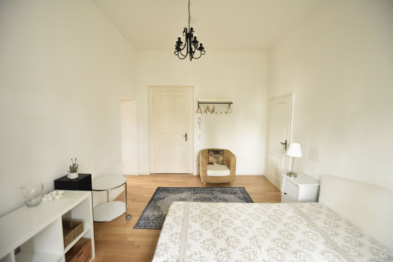 Bedroom 2, Ferienwohnung Villa Weyermann, Rheinisch-Bergischer Kreis