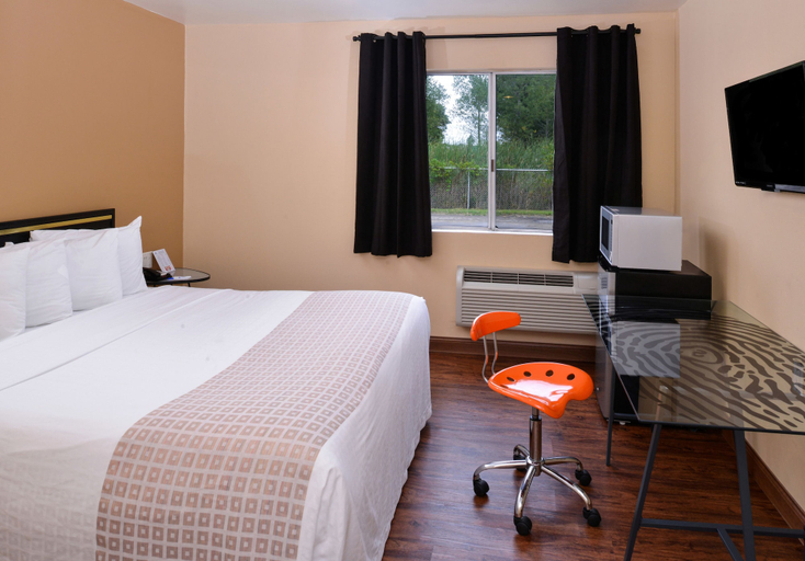 Bedroom 3, Valued Stay Madison, Dane