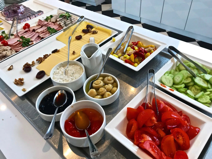 Food & Drinks, AbsyntApart Dąbrowskiego, Środa Śląska