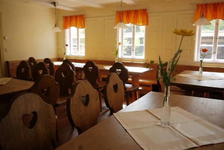 Food & Drinks 3, Räucher - Häusl, Görlitz