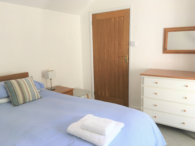 Bedroom 2, Little Pengelly Farm, Cornwall