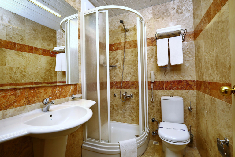 Bathroom 5, Cactus Fleur Bay Resort - All inclusive, Bodrum