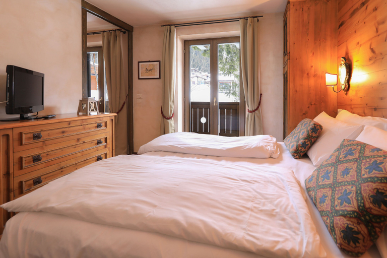 Bedroom 2, Hotel Perla, Trento