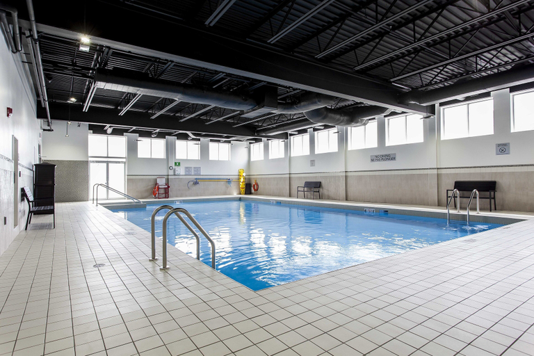 Sport & Beauty 5, Courtyard by Marriott Montreal West Island/Baie D'Urfe, Montréal