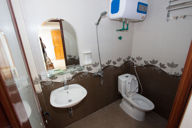 Bathroom 5, Flaco Hostel Sapa, Sa Pa