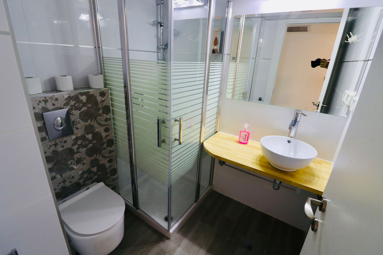 Bathroom, See Me Jerusalem Panoramic View Apts