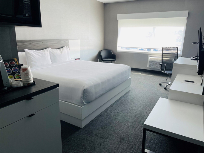 Bedroom 3, Quality Inn & Suites, La Mitis
