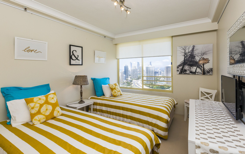 Bedroom 4, Gold Coast Amor'e Luxury Sub Penthouse, Gold Coast