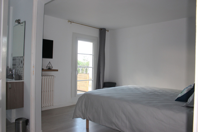 Bedroom 3, Chateau la Loge, Haute-Garonne