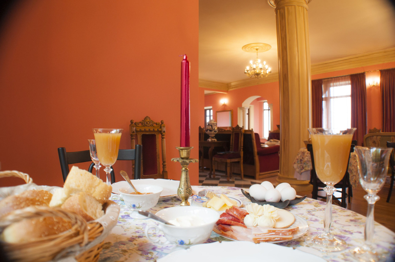 Food & Drinks 5, Chateau Gabriel, Yerevan