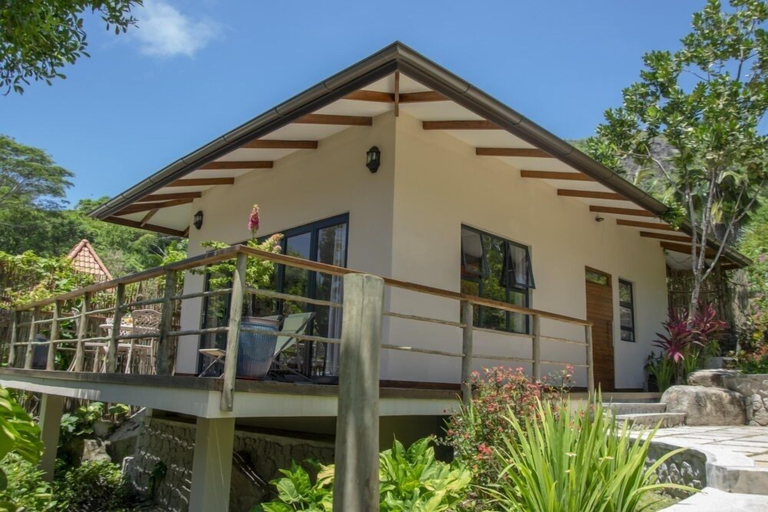 Exterior & Views 2, Domaine Desaubin Luxury Villas