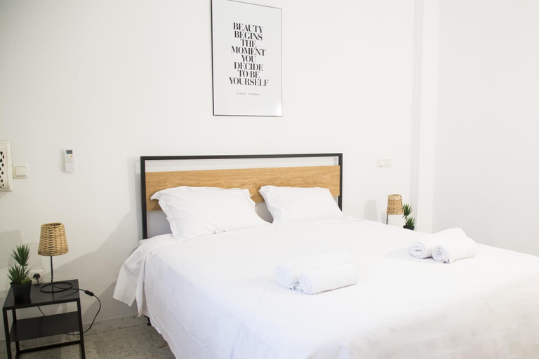 Bedroom 2, Apt Moderne Face au Parc et au c ur de la Marsa, La Marsa