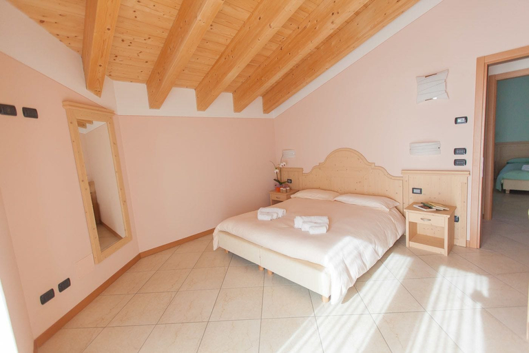 Bedroom 2, Residence Hotel Raggio di Luce, Brescia