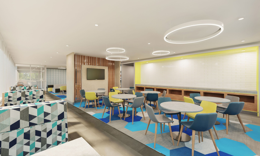 Food & Drinks 5, Microtel Inn & Suites by Wyndham Lac-Megantic, Le Granit