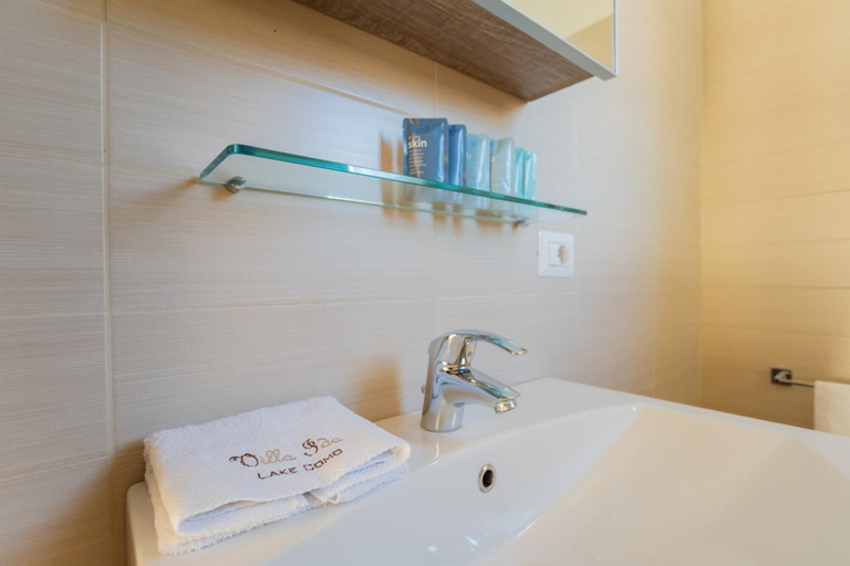 Bathroom 4, Villa Ida in Lenno With 3 Bedrooms and 2 5 Bathrooms, Como