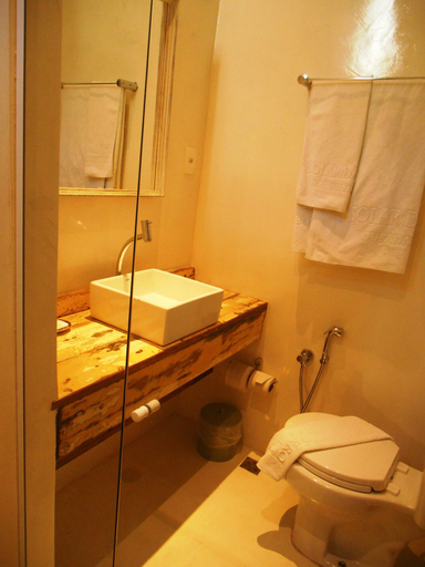 Bathroom 4, Solar das Artes Pousada Boutique, Salvador