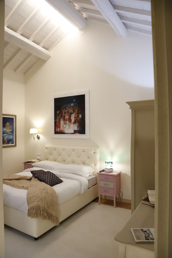 Bedroom 3, Villa Cornaro Tourist Suites, Verona