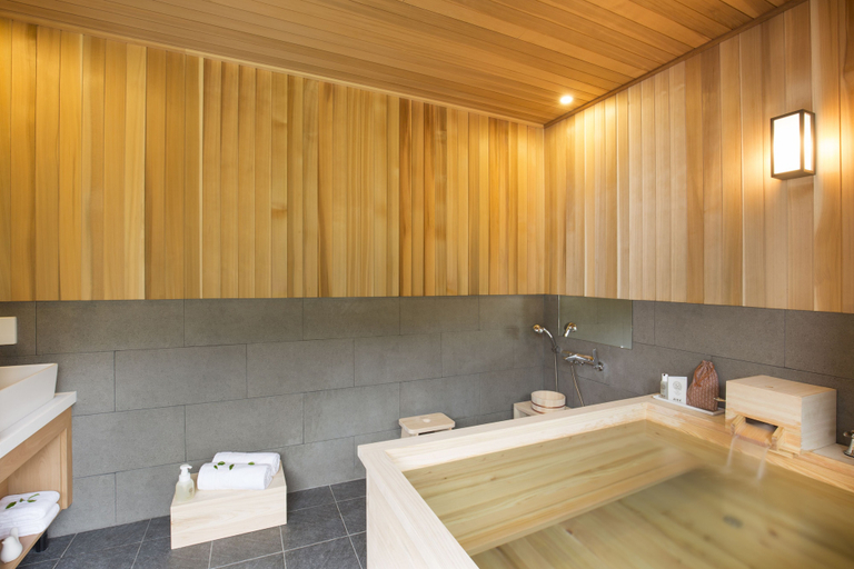 Bathroom, Tomonoya Ryokan, Geoje