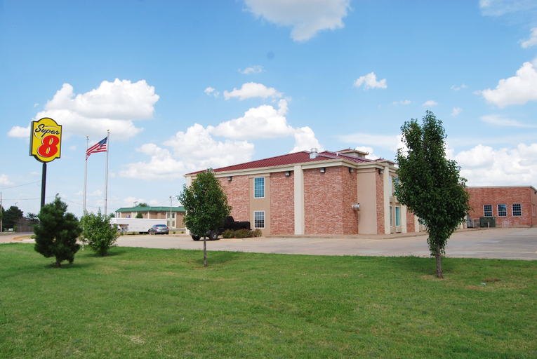 Exterior & Views 2, Super 8 by Wyndham Oklahoma City, Oklahoma