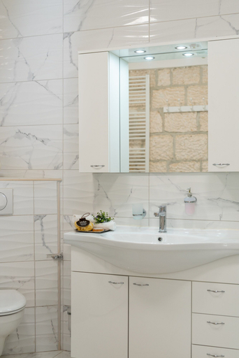Bathroom 4, Eden Mediterranean house, Marina